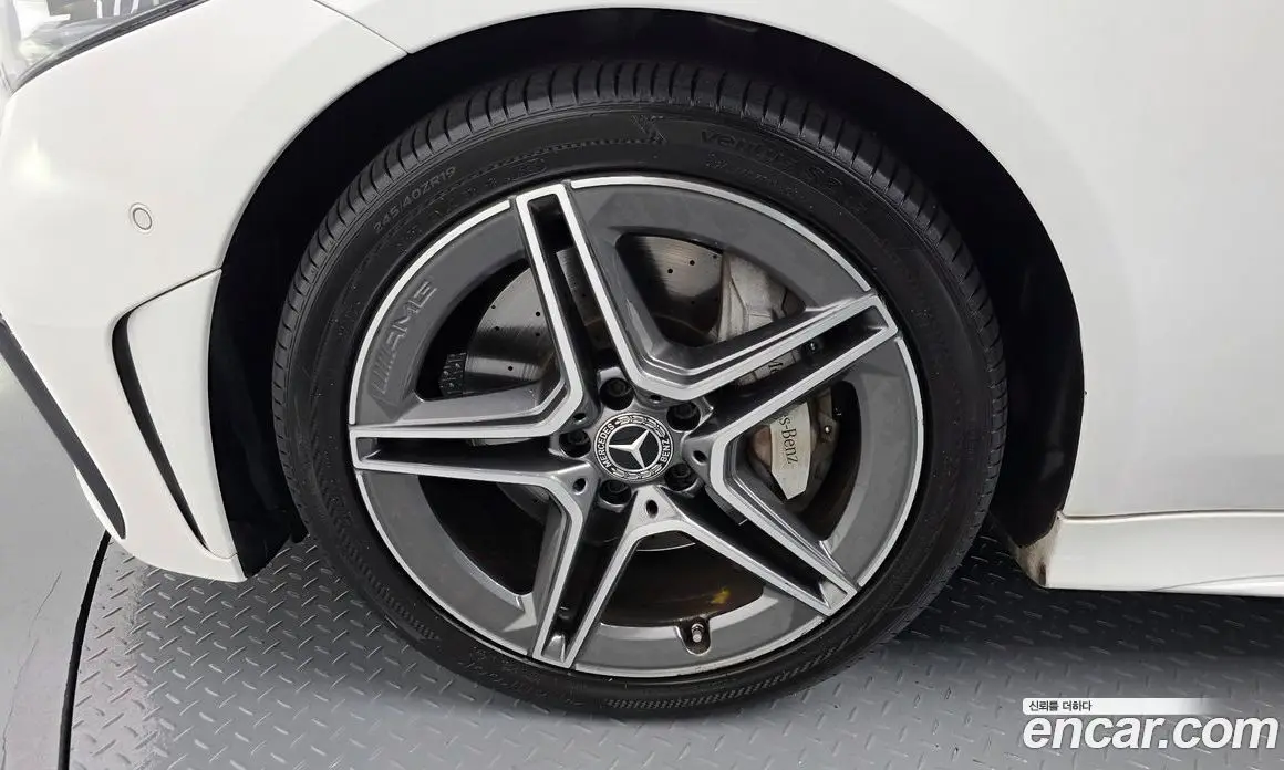 Mercedes-Benz CLS-Class 2022 2.0 автомат (гидро), фото 5