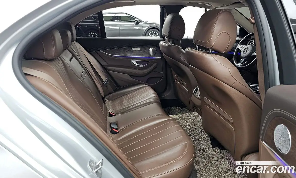 Mercedes-Benz E-Class 2016 2.0 автомат (гидро), фото 12 Mercedes-Benz E-Class 2016 2.0 автомат (гидро), фото 12