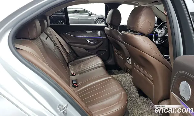 Mercedes-Benz E-Class 2016 2.0 автомат (гидро), миниатюра 12