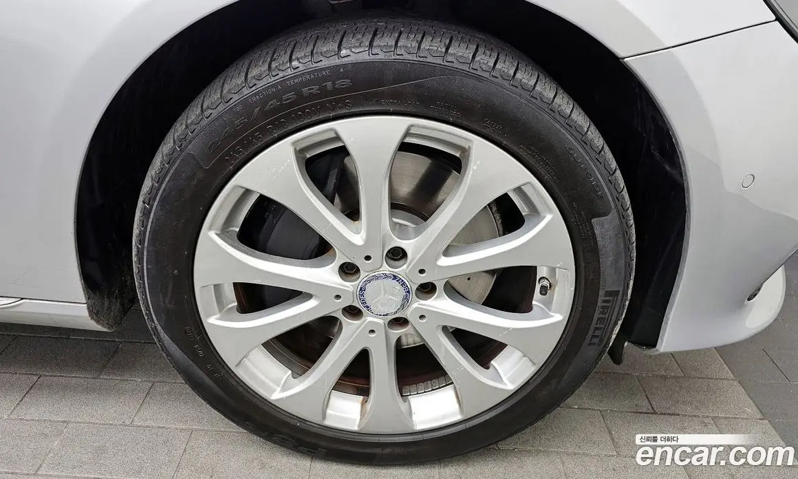 Mercedes-Benz E-Class 2016 2.0 автомат (гидро), фото 5 Mercedes-Benz E-Class 2016 2.0 автомат (гидро), фото 5