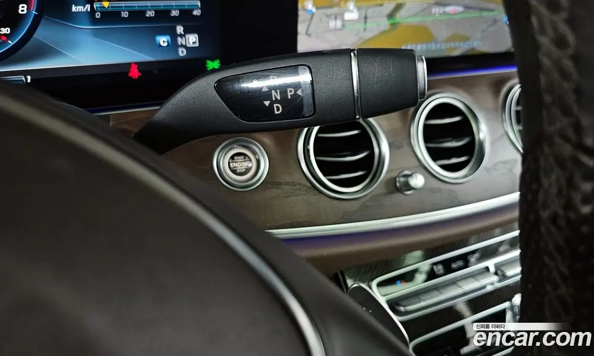 Mercedes-Benz E-Class 2016 2.0 автомат (гидро), фото 9 Mercedes-Benz E-Class 2016 2.0 автомат (гидро), фото 9