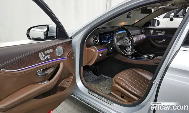 Mercedes-Benz E-Class 2016 2.0 автомат (гидро), миниатюра 10 Mercedes-Benz E-Class 2016 2.0 автомат (гидро), миниатюра 10
