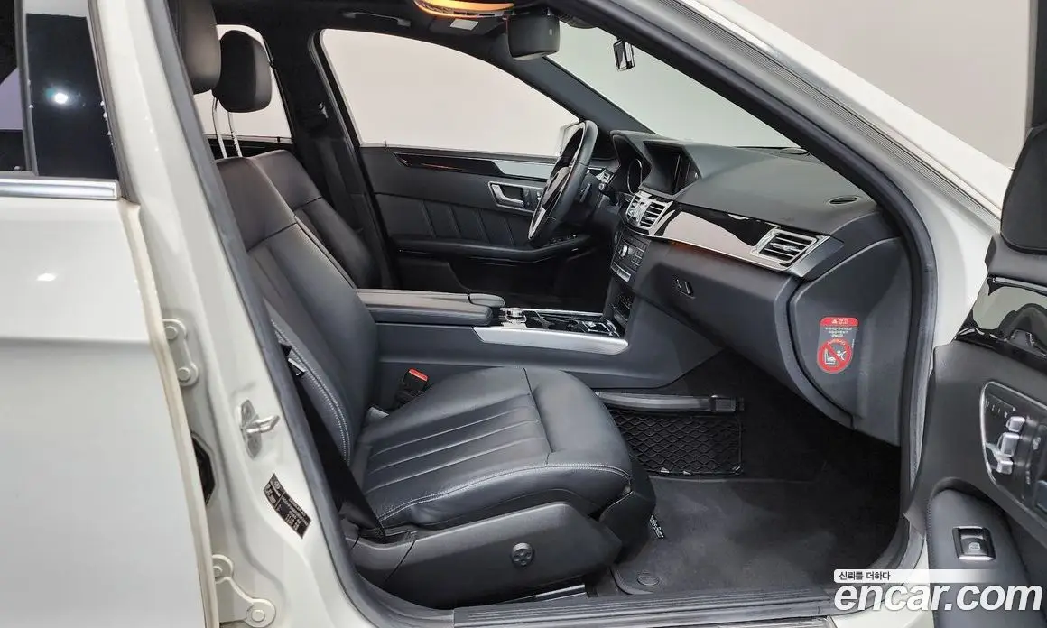 Mercedes-Benz E-Class 2016 2.1 автомат (гидро), фото 11 Mercedes-Benz E-Class 2016 2.1 автомат (гидро), фото 11