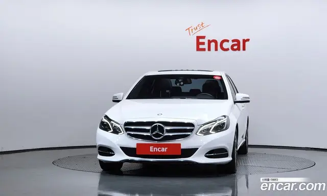 Mercedes-Benz E-Class 2016 2.1 автомат (гидро), миниатюра 3 Mercedes-Benz E-Class 2016 2.1 автомат (гидро), миниатюра 3