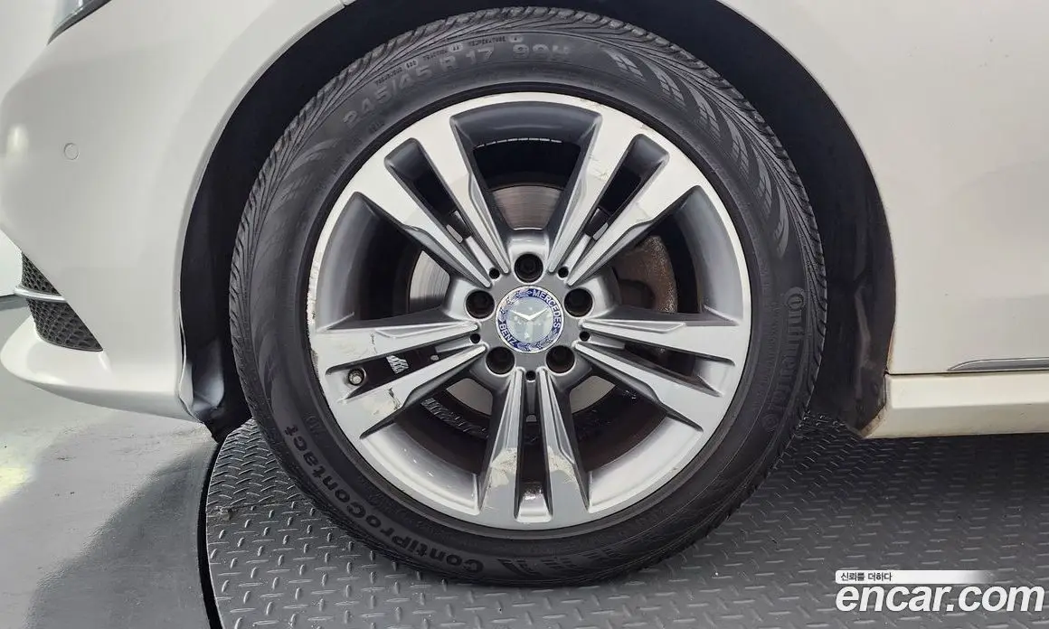 Mercedes-Benz E-Class 2016 2.1 автомат (гидро), фото 5 Mercedes-Benz E-Class 2016 2.1 автомат (гидро), фото 5