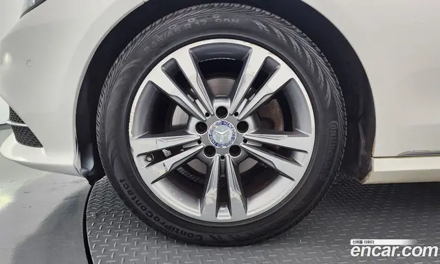 Mercedes-Benz E-Class 2016 2.1 автомат (гидро), миниатюра 5 Mercedes-Benz E-Class 2016 2.1 автомат (гидро), миниатюра 5