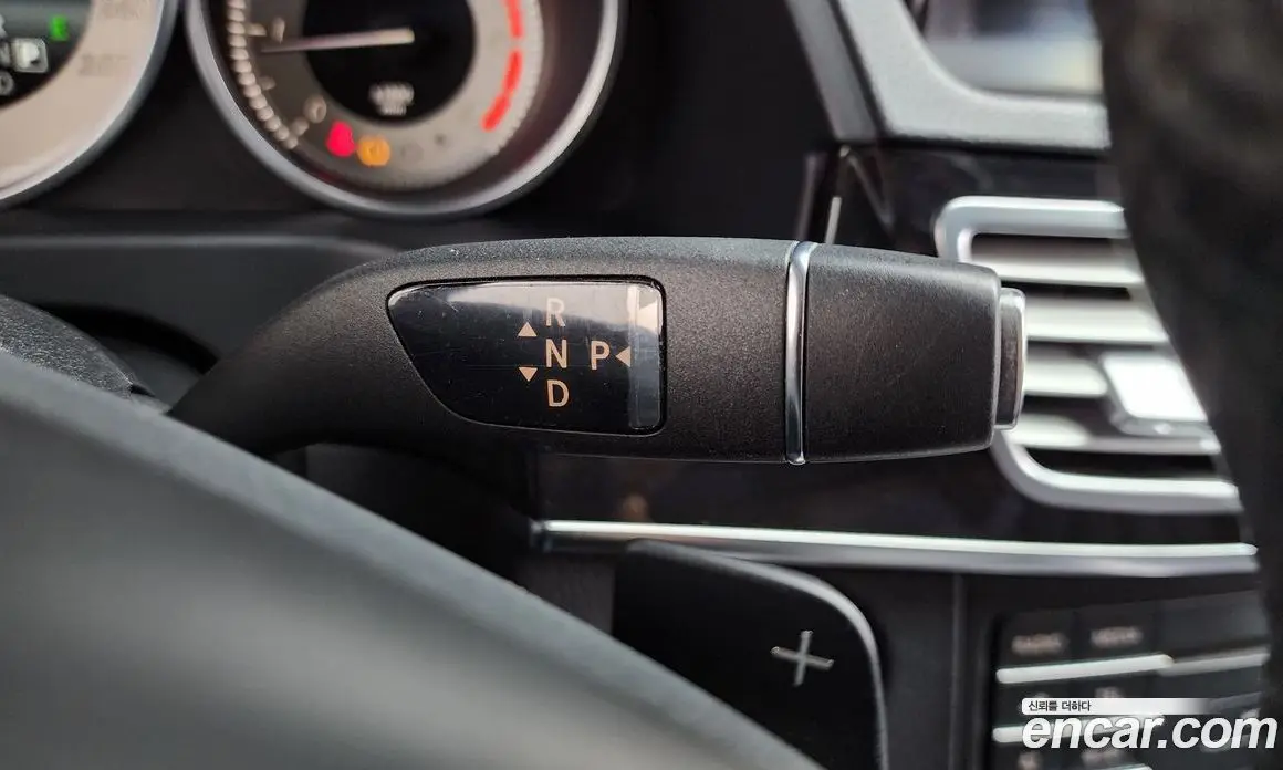 Mercedes-Benz E-Class 2016 2.1 автомат (гидро), фото 9 Mercedes-Benz E-Class 2016 2.1 автомат (гидро), фото 9