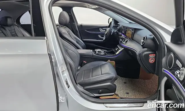 Mercedes-Benz E-Class 2017 2.0 автомат (гидро), миниатюра 10 Mercedes-Benz E-Class 2017 2.0 автомат (гидро), миниатюра 10