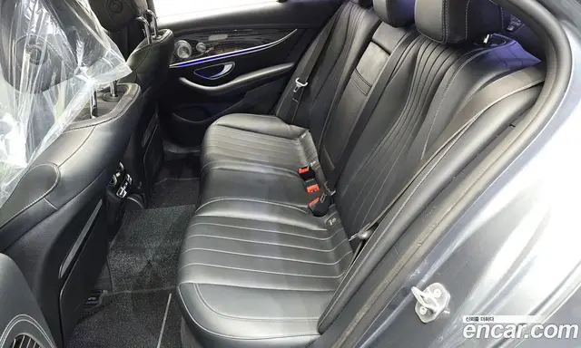 Mercedes-Benz E-Class 2017 3.0 автомат (гидро), миниатюра 11