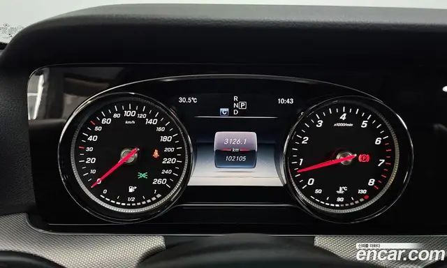 Mercedes-Benz E-Class 2017 2.0 автомат (гидро), миниатюра 8 Mercedes-Benz E-Class 2017 2.0 автомат (гидро), миниатюра 8