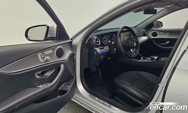 Mercedes-Benz E-Class 2017 2.0 автомат (гидро), миниатюра 10 Mercedes-Benz E-Class 2017 2.0 автомат (гидро), миниатюра 10