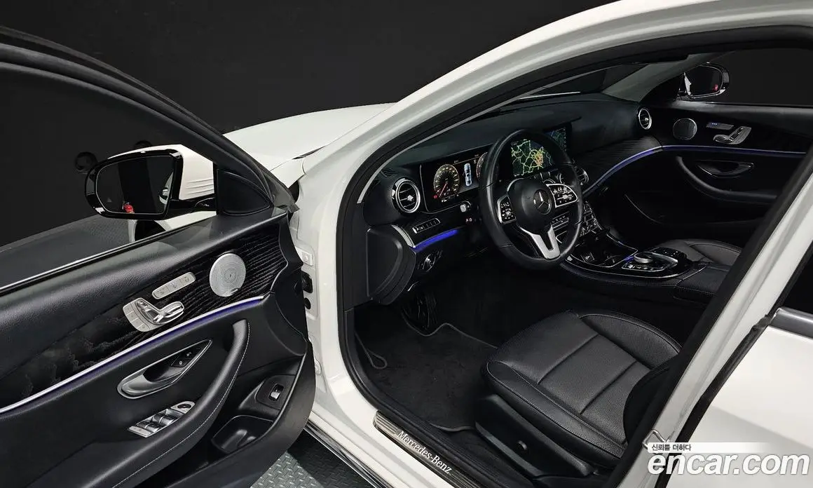 Mercedes-Benz E-Class 2018 2.0 автомат (гидро), фото 11 Mercedes-Benz E-Class 2018 2.0 автомат (гидро), фото 11