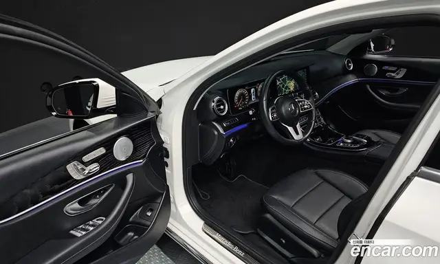 Mercedes-Benz E-Class 2018 2.0 автомат (гидро), миниатюра 11 Mercedes-Benz E-Class 2018 2.0 автомат (гидро), миниатюра 11