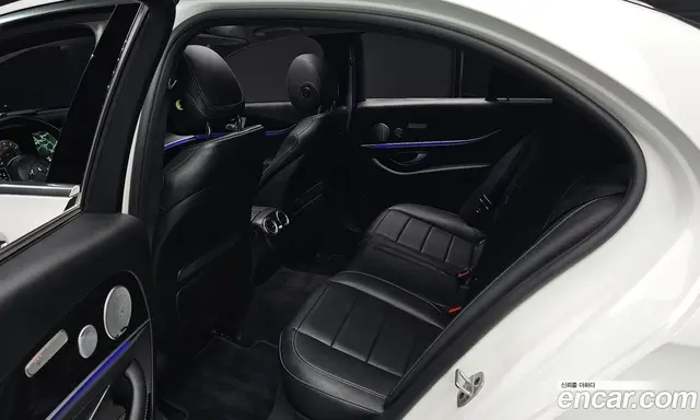 Mercedes-Benz E-Class 2018 2.0 автомат (гидро), миниатюра 12