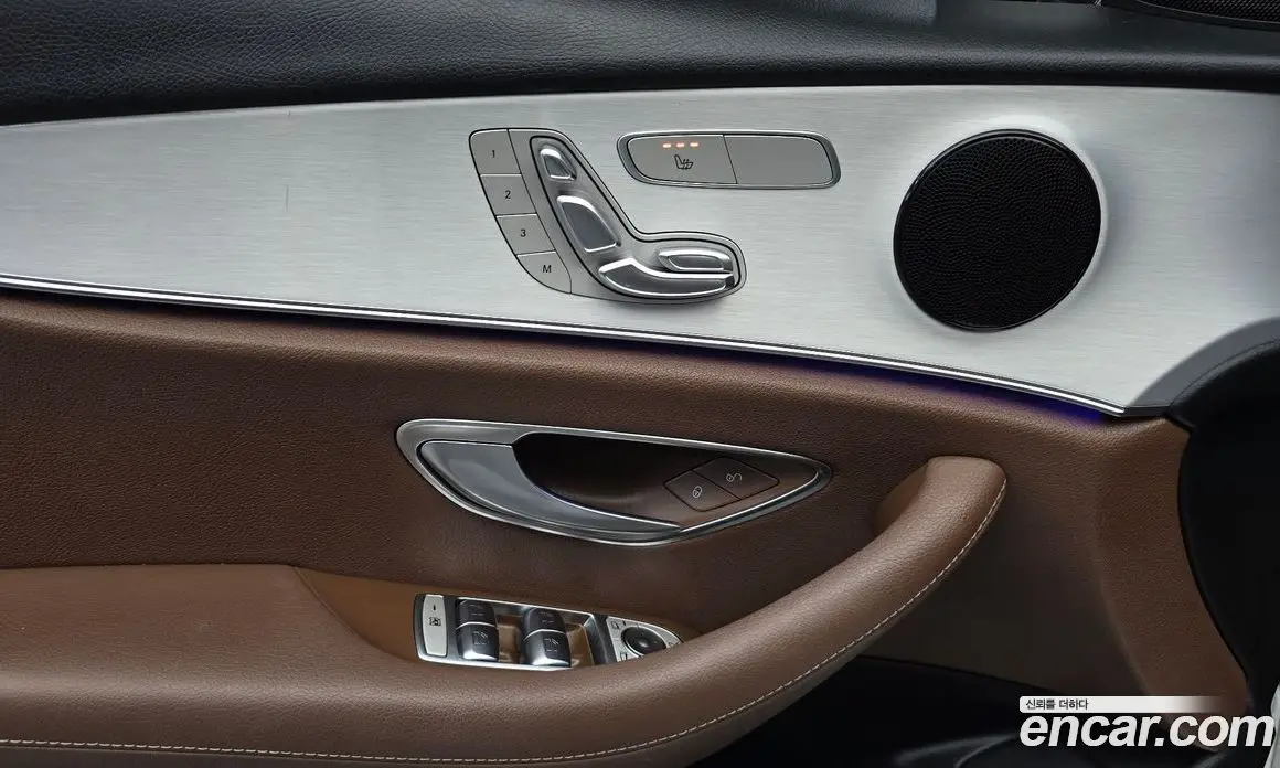 Mercedes-Benz E-Class 2020 2.0 автомат (гидро), фото 17