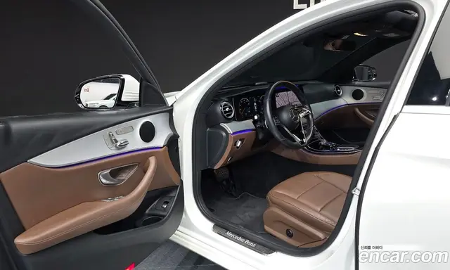 Mercedes-Benz E-Class 2020 2.0 автомат (гидро), миниатюра 10