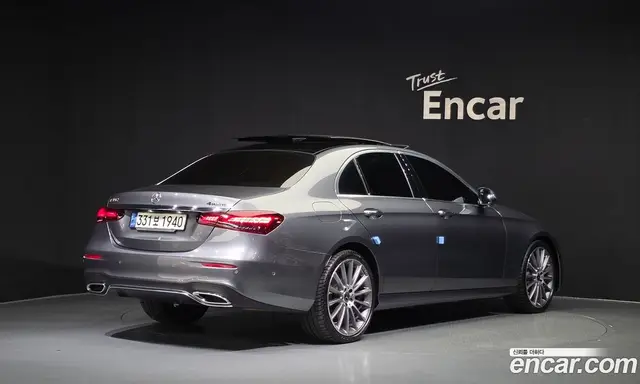 Mercedes-Benz E-Class 2022 2.0 автомат (гидро), миниатюра 2 Mercedes-Benz E-Class 2022 2.0 автомат (гидро), миниатюра 2