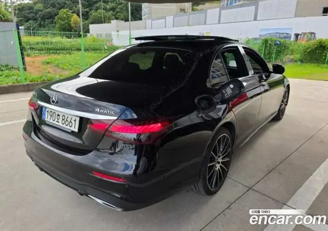 Mercedes-Benz E-Class 2023 2.0 автомат (гидро), миниатюра 6 Mercedes-Benz E-Class 2023 2.0 автомат (гидро), миниатюра 6