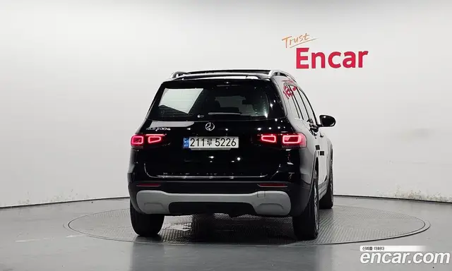 Mercedes-Benz GLB-Class 2021 1.9 автомат (гидро), миниатюра 4