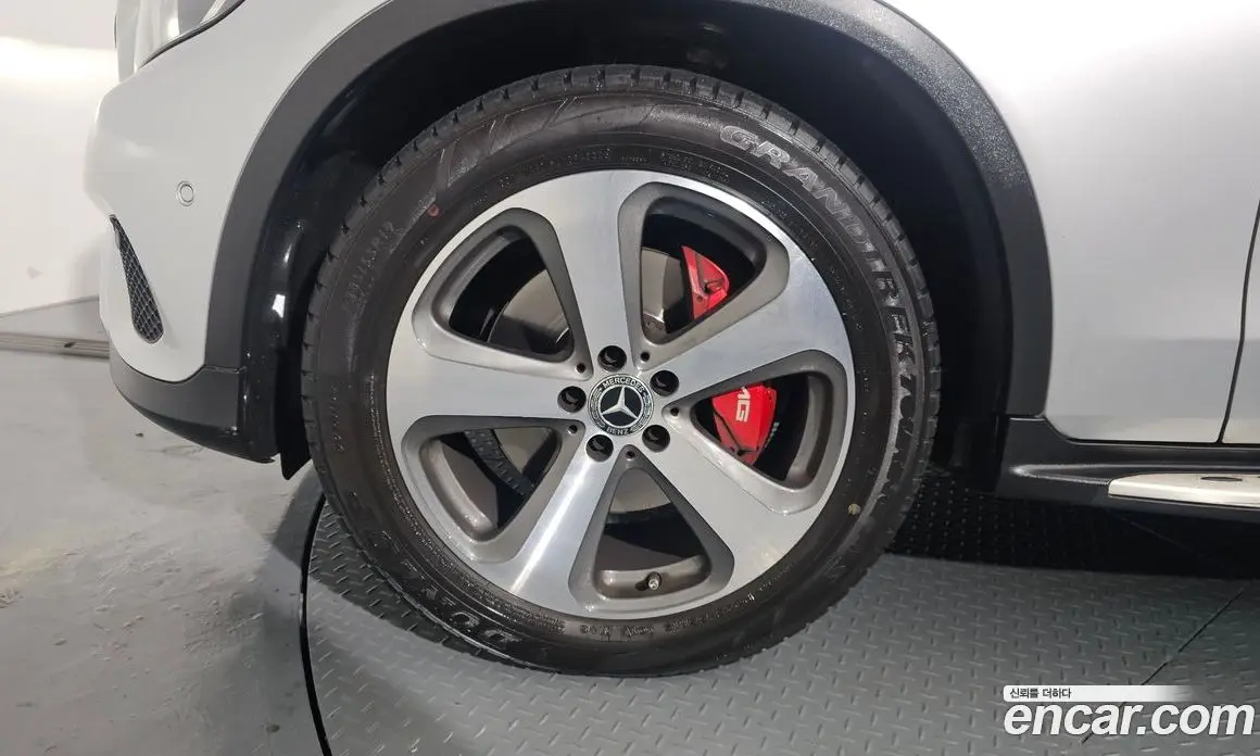 Mercedes-Benz GLC-Class 2017 2.1 автомат (гидро), фото 5 Mercedes-Benz GLC-Class 2017 2.1 автомат (гидро), фото 5