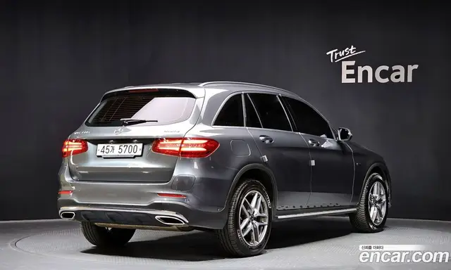 Mercedes-Benz GLC-Class 2018 2.0 автомат (гидро), миниатюра 2
