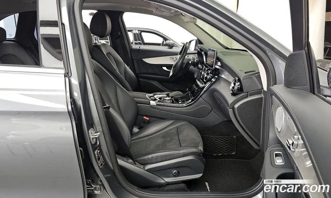 Mercedes-Benz GLC-Class 2018 2.0 автомат (гидро), фото 11