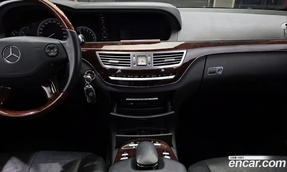 Mercedes-Benz S-Class 2007 5.5 автомат (гидро), фото 19 Mercedes-Benz S-Class 2007 5.5 автомат (гидро), фото 19