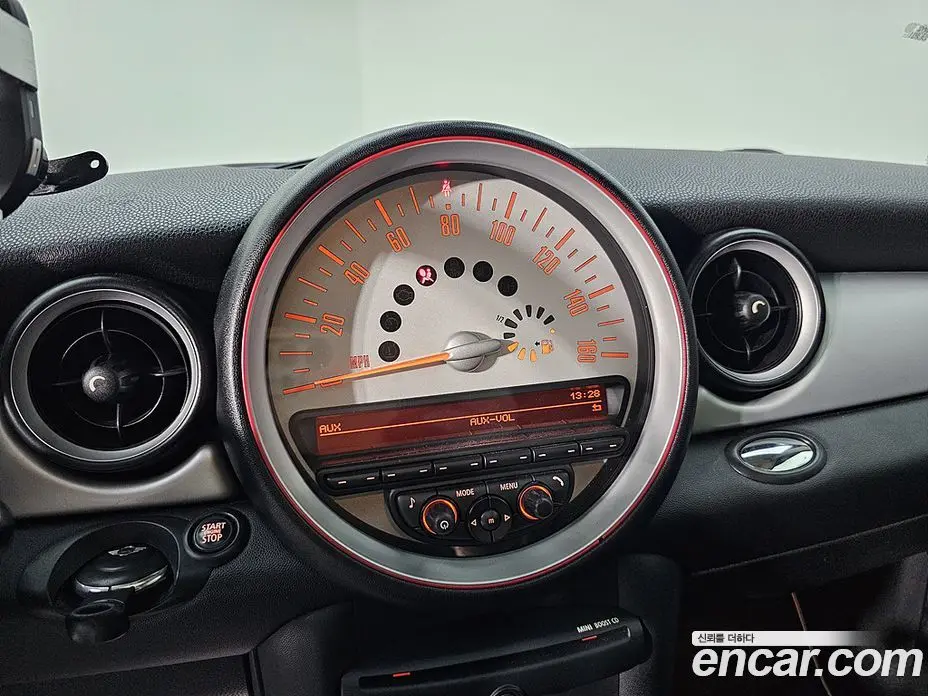 Mini Cooper 2012 1.6 автомат (гидро), фото 11