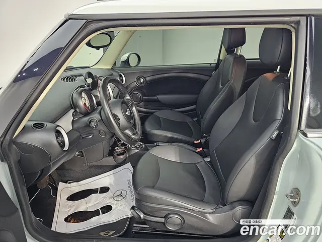 Mini Cooper 2012 1.6 автомат (гидро), миниатюра 8