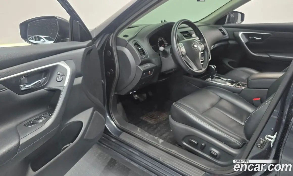 Nissan Altima 2018 2.5 автомат (гидро), фото 10