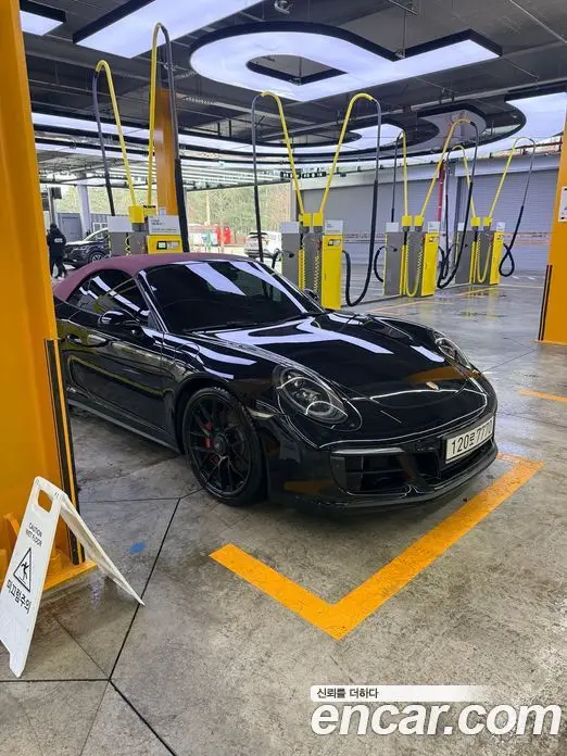 Porsche 911 2018 3.0 автомат (гидро), миниатюра 3