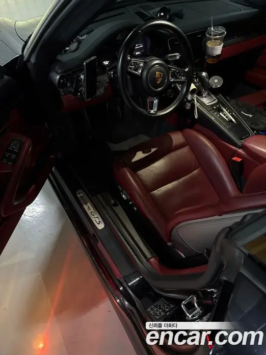 Porsche 911 2018 3.0 автомат (гидро), миниатюра 5