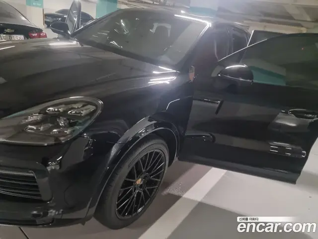 Porsche Cayenne, 2019, 120 000 км