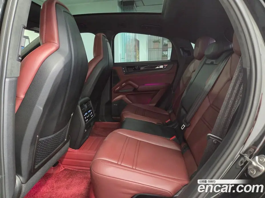Porsche Cayenne 2025 4.0 автомат (гидро), фото 14 Porsche Cayenne 2025 4.0 автомат (гидро), фото 14