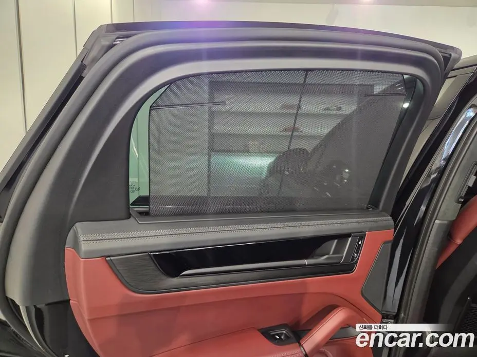 Porsche Cayenne 2025 4.0 автомат (гидро), фото 16 Porsche Cayenne 2025 4.0 автомат (гидро), фото 16