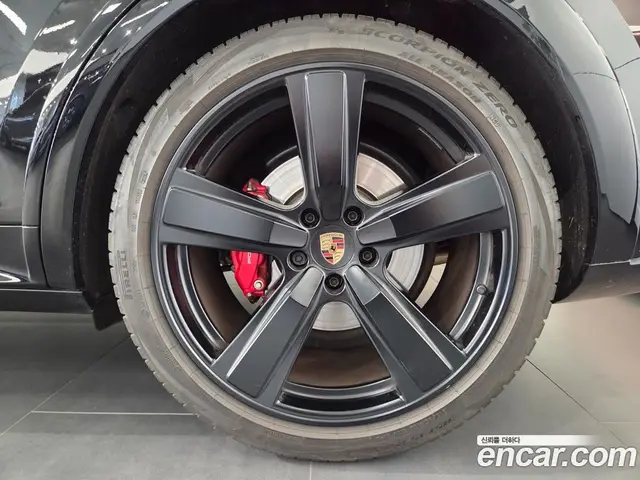 Porsche Cayenne 2025 4.0 автомат (гидро), миниатюра 5 Porsche Cayenne 2025 4.0 автомат (гидро), миниатюра 5