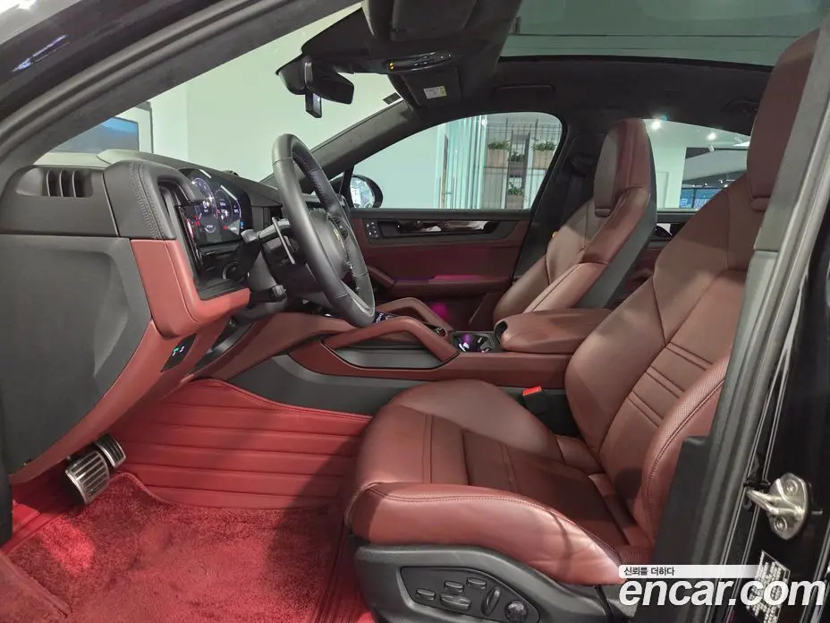 Porsche Cayenne 2025 4.0 автомат (гидро), фото 7 Porsche Cayenne 2025 4.0 автомат (гидро), фото 7