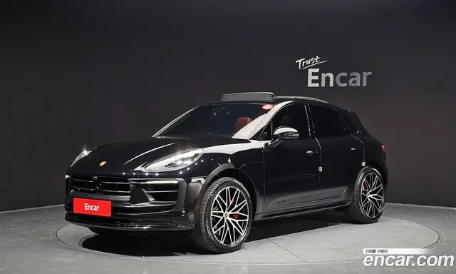Porsche Macan, 2023, 62 109 км