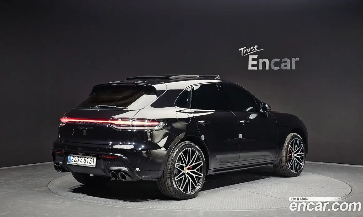 Porsche Macan 2023 2.9 автомат (гидро), фото 2 Porsche Macan 2023 2.9 автомат (гидро), фото 2
