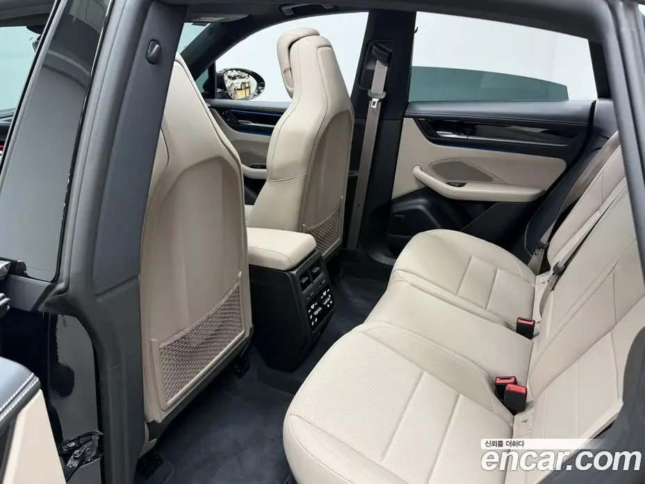 Porsche Macan 2025 0.2 автомат (гидро), фото 17 Porsche Macan 2025 0.2 автомат (гидро), фото 17
