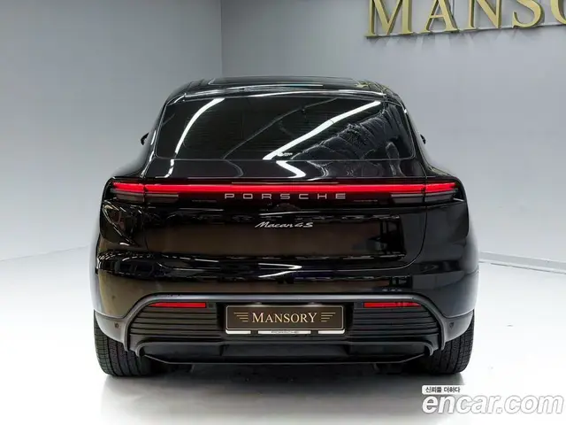 Porsche Macan 2025 0.2 автомат (гидро), миниатюра 4 Porsche Macan 2025 0.2 автомат (гидро), миниатюра 4