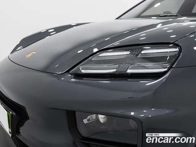 Porsche Macan 2025 0.2 автомат (гидро), миниатюра 11 Porsche Macan 2025 0.2 автомат (гидро), миниатюра 11