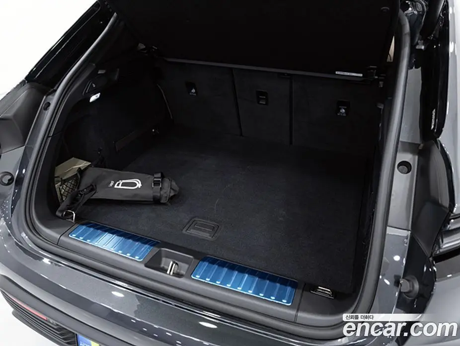 Porsche Macan 2025 0.2 автомат (гидро), фото 13 Porsche Macan 2025 0.2 автомат (гидро), фото 13