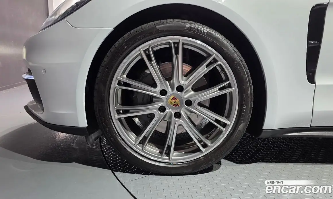 Porsche Panamera 2018 2.9 автомат (гидро), фото 5 Porsche Panamera 2018 2.9 автомат (гидро), фото 5