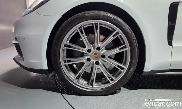 Porsche Panamera 2018 2.9 автомат (гидро), миниатюра 5 Porsche Panamera 2018 2.9 автомат (гидро), миниатюра 5