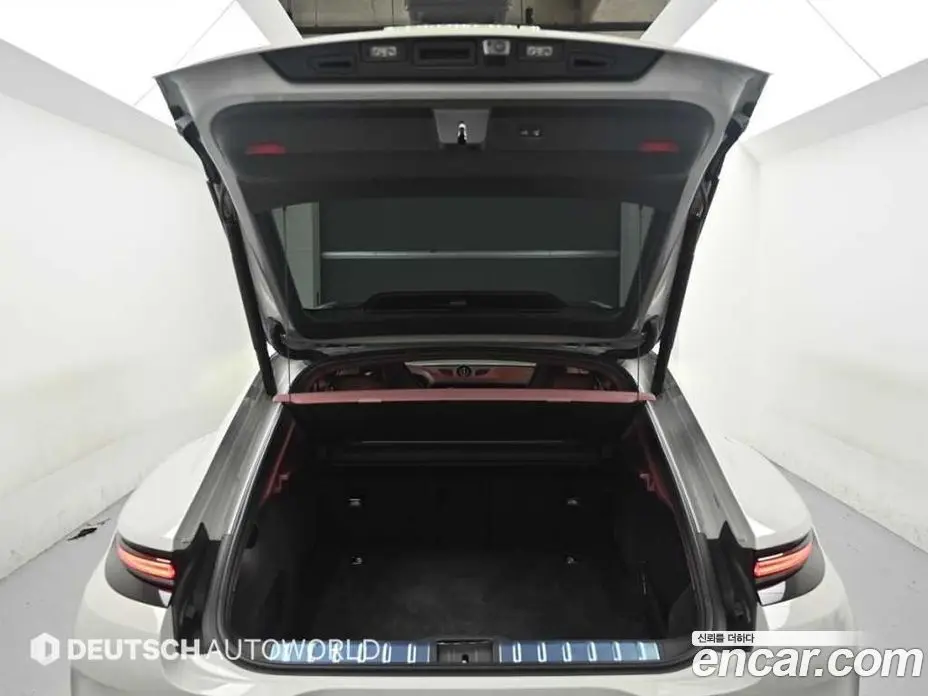 Porsche Panamera 2025 2.9 автомат (гидро), фото 18 Porsche Panamera 2025 2.9 автомат (гидро), фото 18
