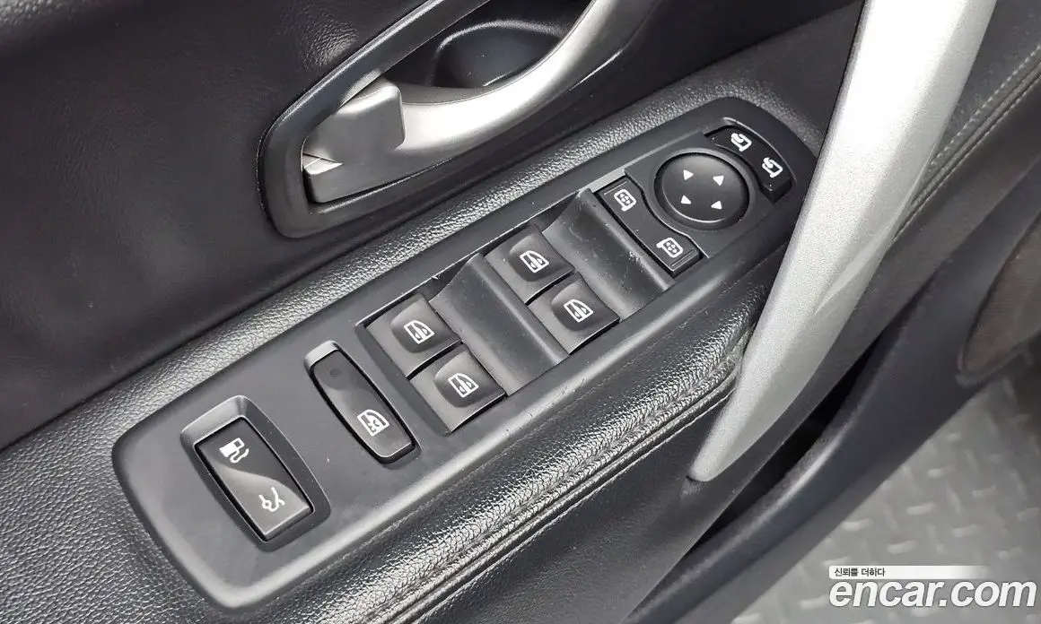 Renault (Samsung) SM7 2017 2.0 автомат (гидро), фото 18 Renault (Samsung) SM7 2017 2.0 автомат (гидро), фото 18