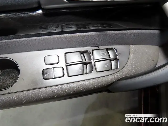 SsangYong Korando 2013 2.0 автомат (гидро), миниатюра 12