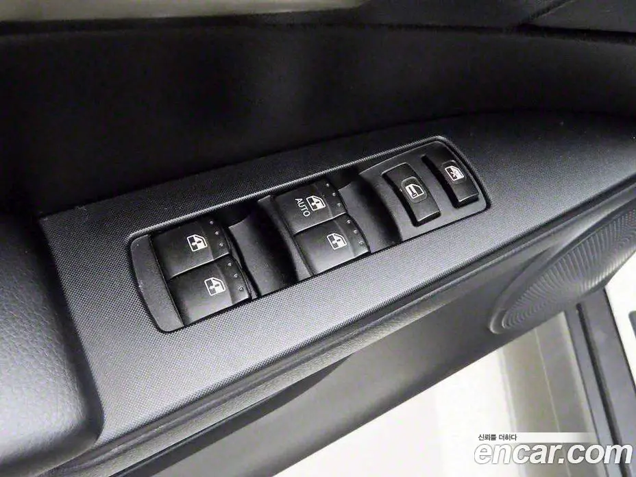 SsangYong Korando 2015 2.0 автомат (гидро), фото 11