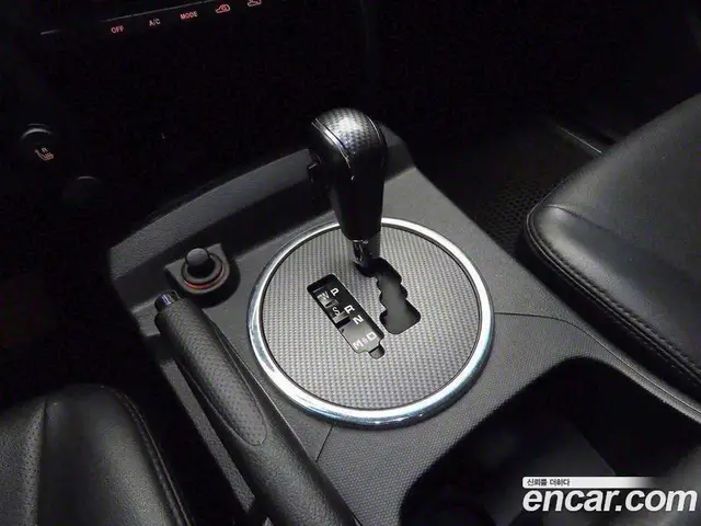 SsangYong Korando 2015 2.0 автомат (гидро), миниатюра 9